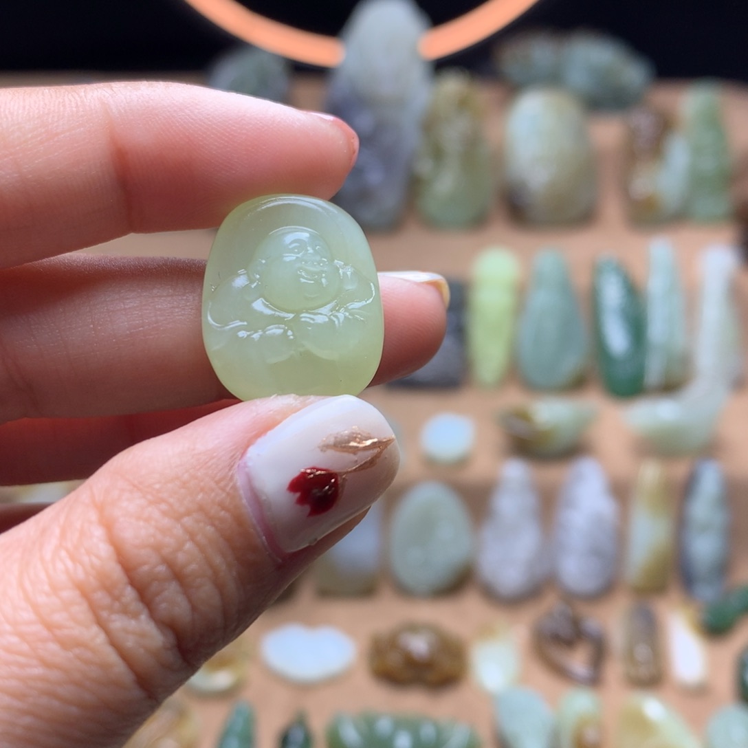 和田玉挂件未镶嵌