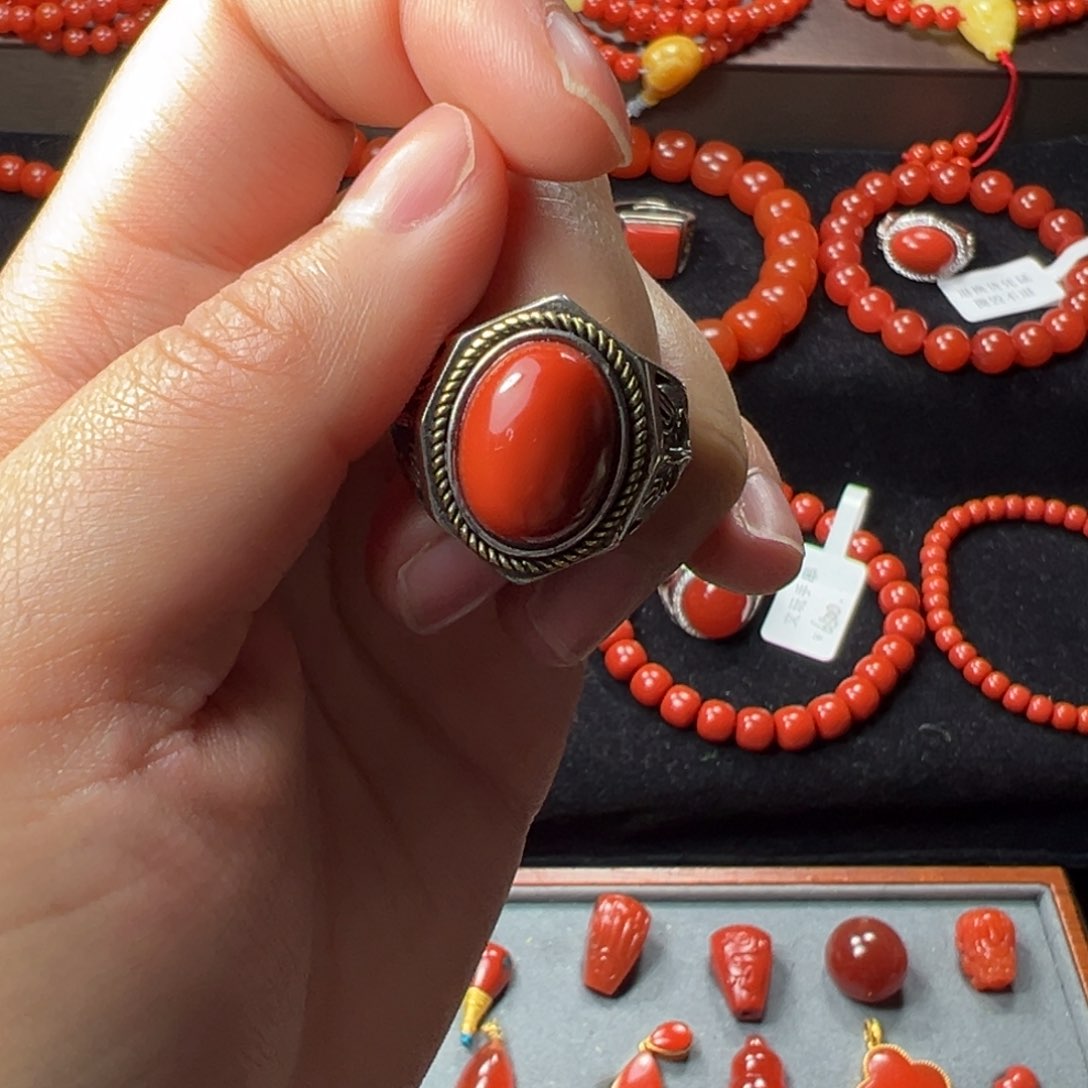 南红玛瑙手串未镶嵌J*