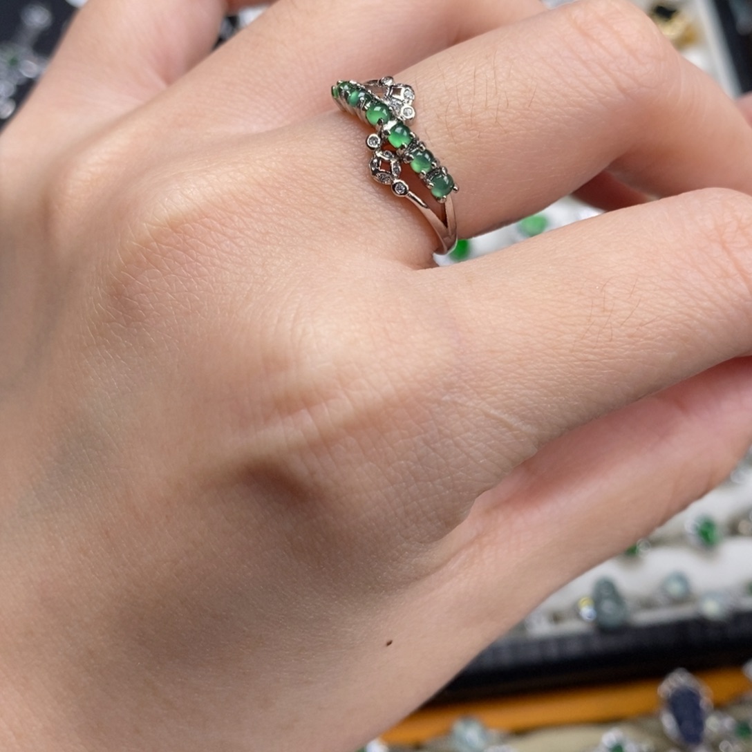 未镶嵌挂件翡翠翡翠