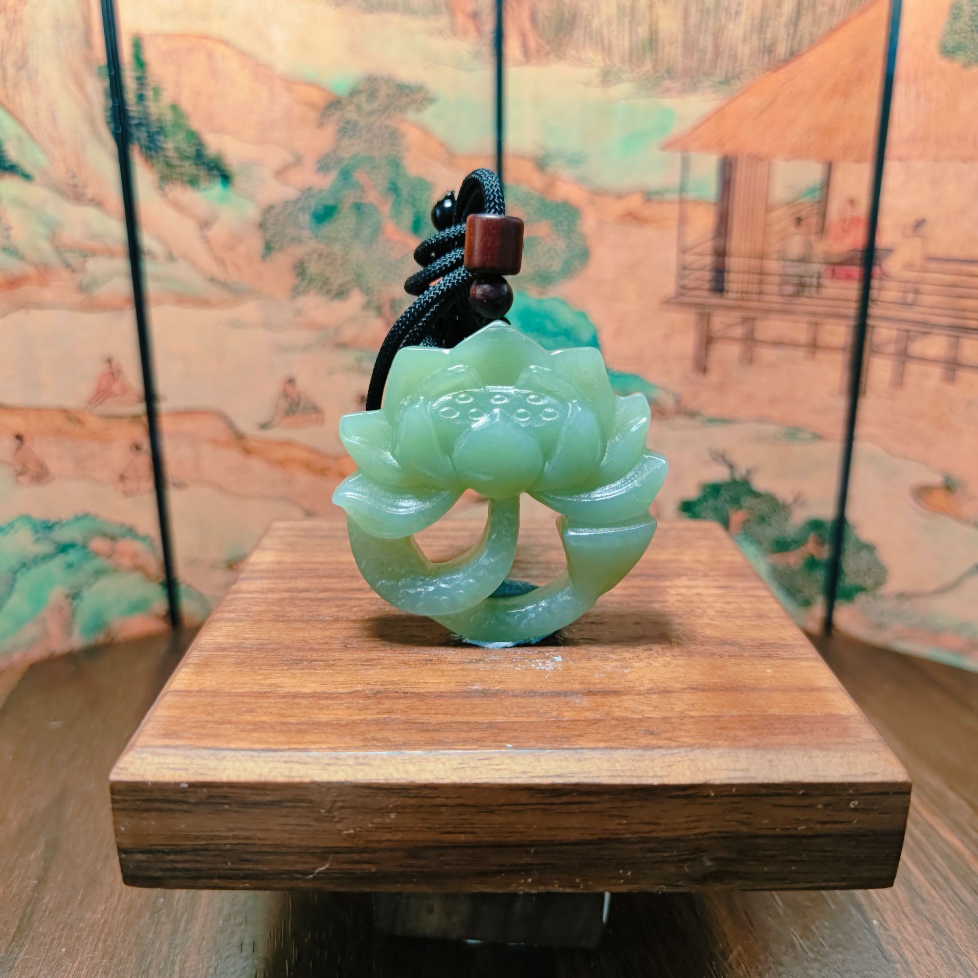 Q和田玉镂空莲花吊坠0488