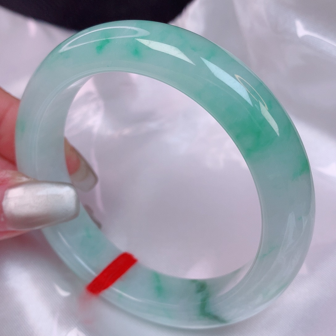 翡翠手镯未镶嵌55 翡翠手镯