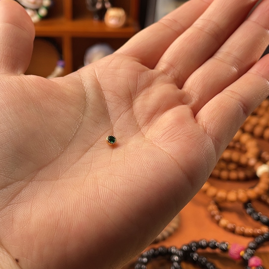 吊坠椰蒂88888888888888