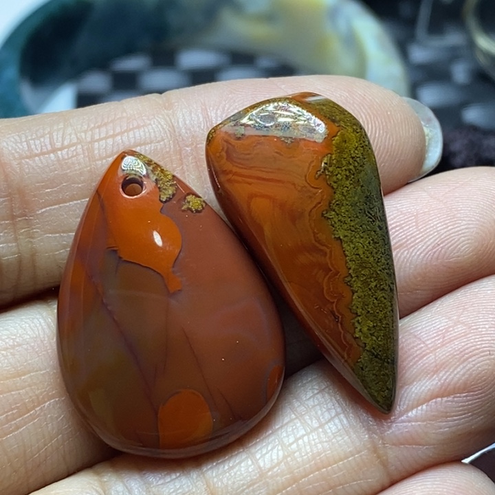 玛瑙/玉髓颈饰足银镀金镶嵌千*亿