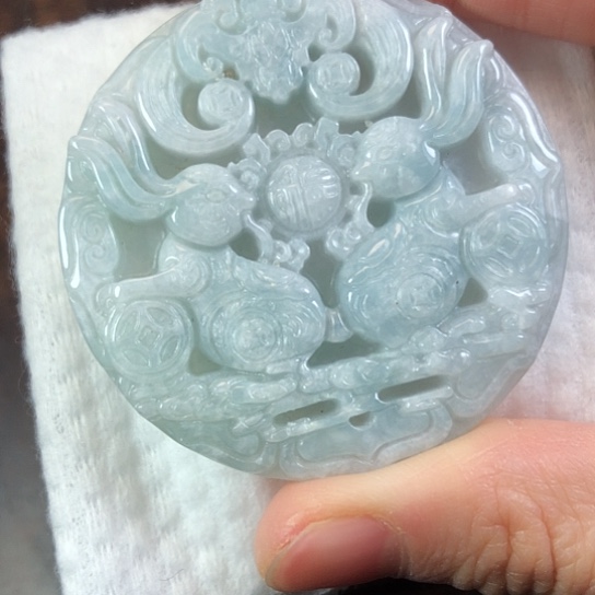 翡翠未镶嵌颈饰缅甸A货，每天下午1点半开播