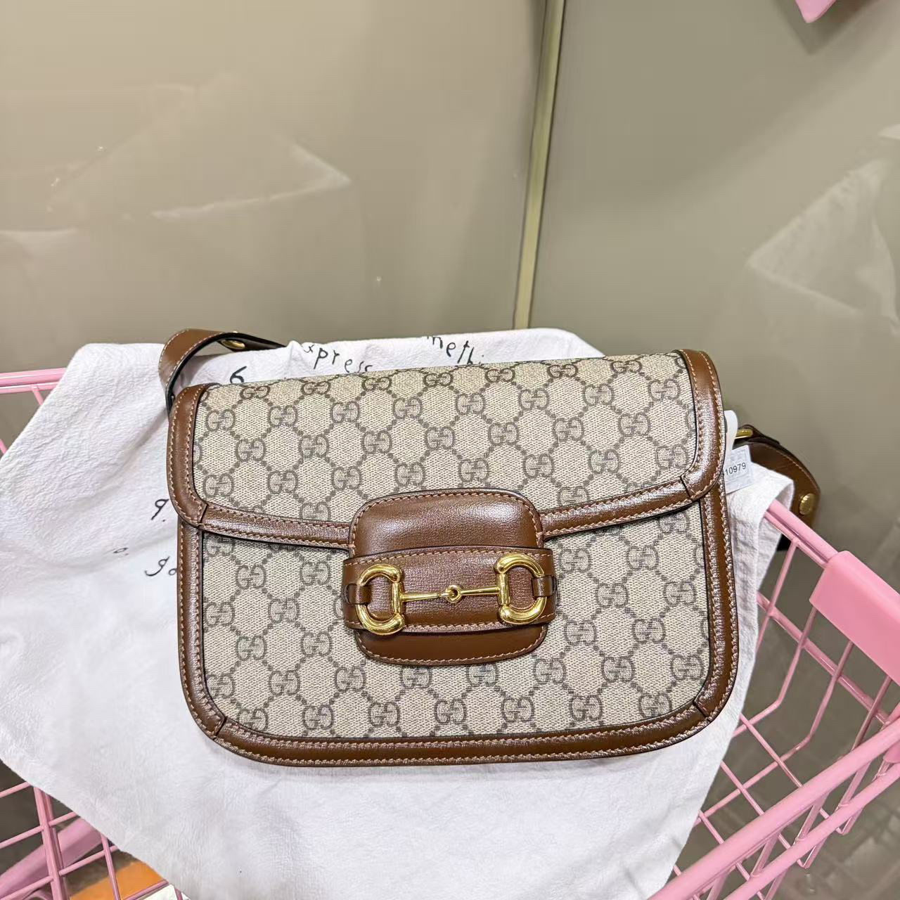 99新 GUCCI/古驰 焦黄色中号1955斜挎包/2797