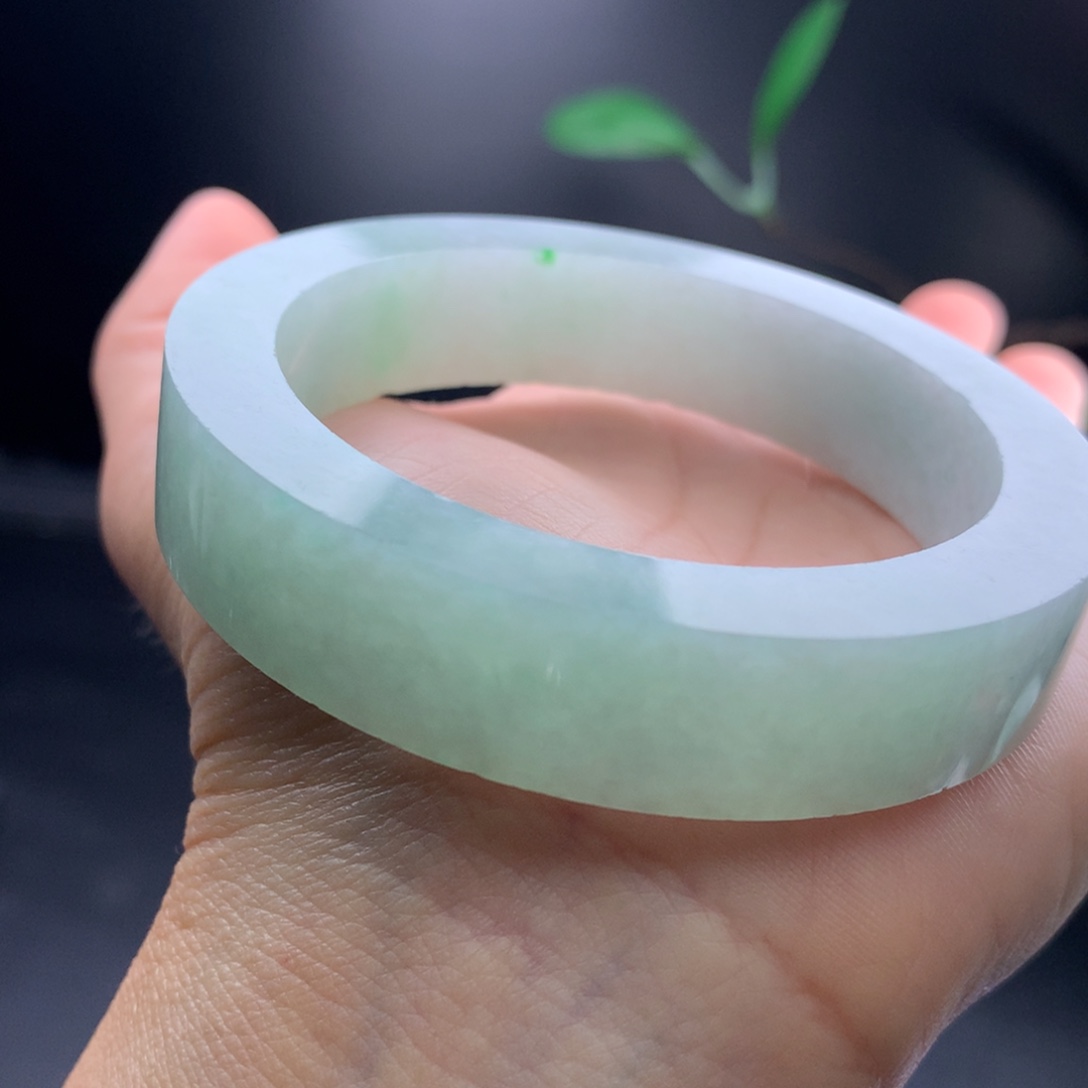 定制翡翠手镯未镶嵌