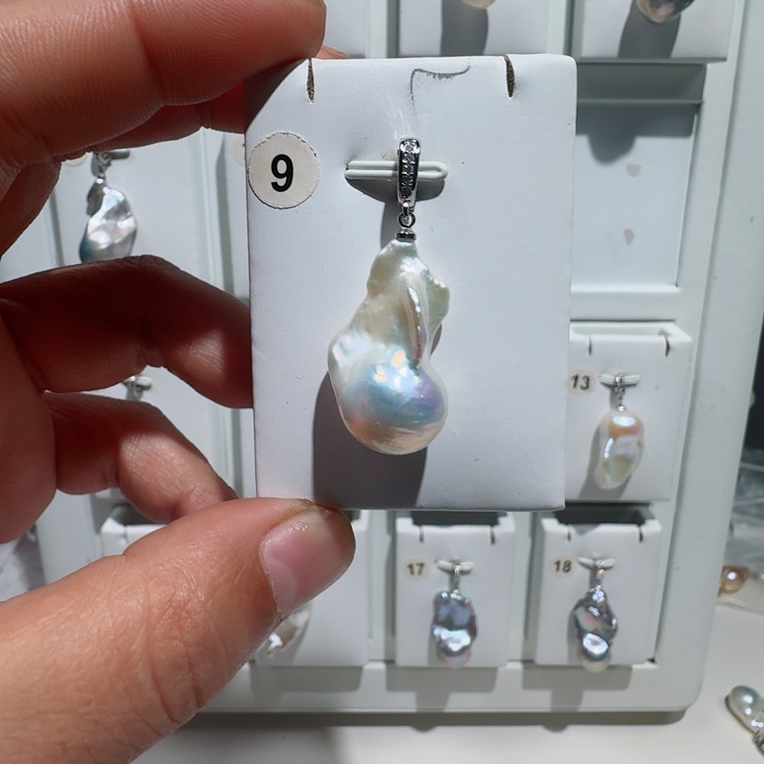 淡水珍珠颈饰合金