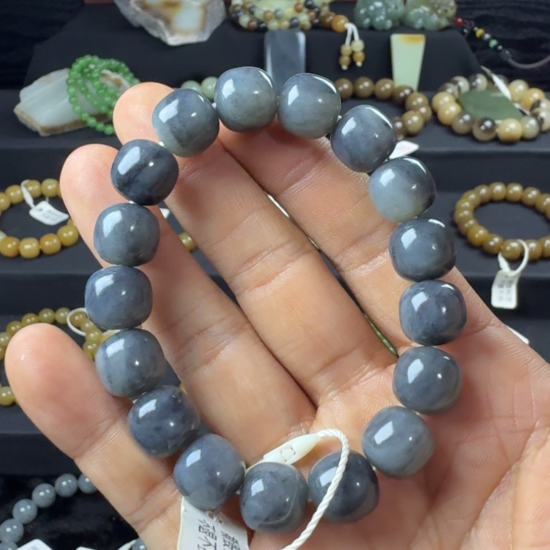 和田玉未镶嵌手链（NGTC国检证书）新疆若羌聚墨青花卡12