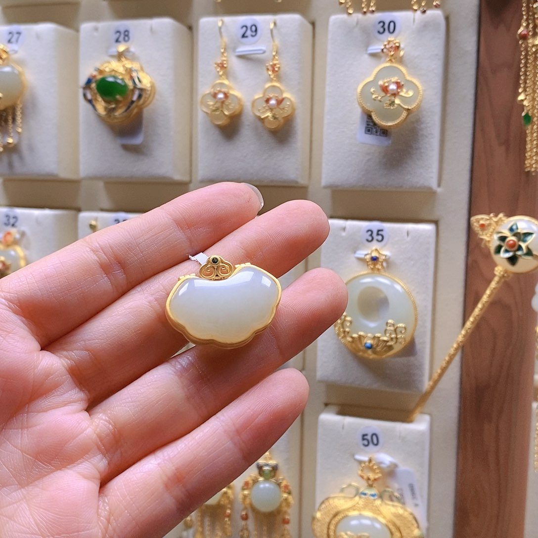 和田玉颈饰银S925镶嵌