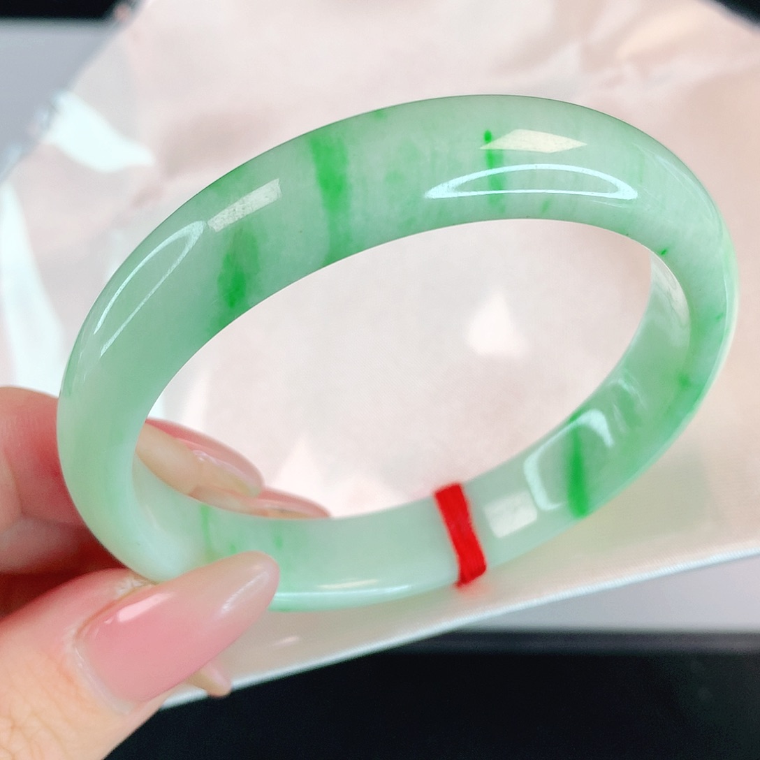 翡翠手镯未镶嵌303翡翠