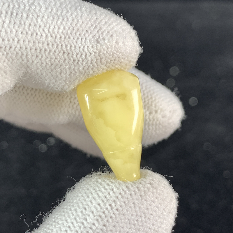 S1079原矿俄料尺寸11.9*21.1mm蜜蜡三通佛头单颗文玩配饰支持复检