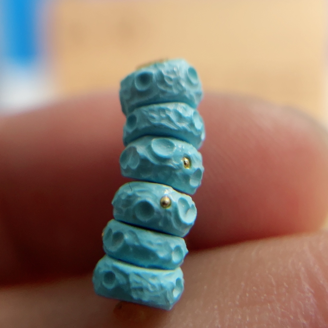 绿松石配饰未镶嵌