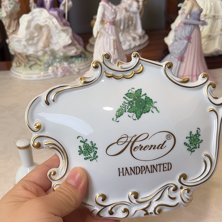 杯欧洲中古瓷器摆件