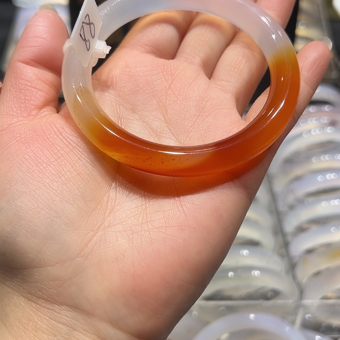 玛瑙/玉髓未镶嵌手镯