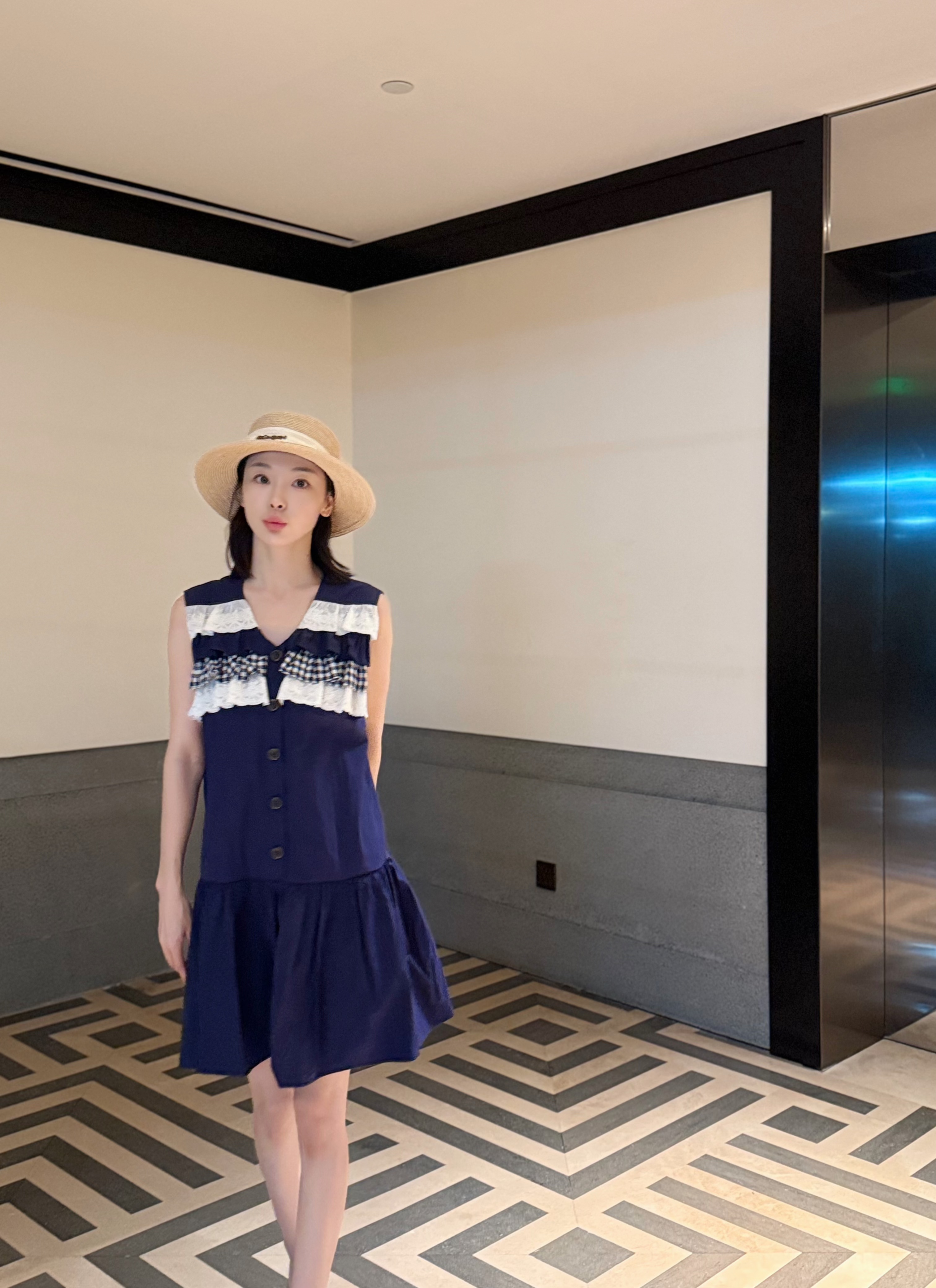 KK颜小新【沐白】设计感小众时尚气质舒适休闲日常蓝色夏季连衣裙