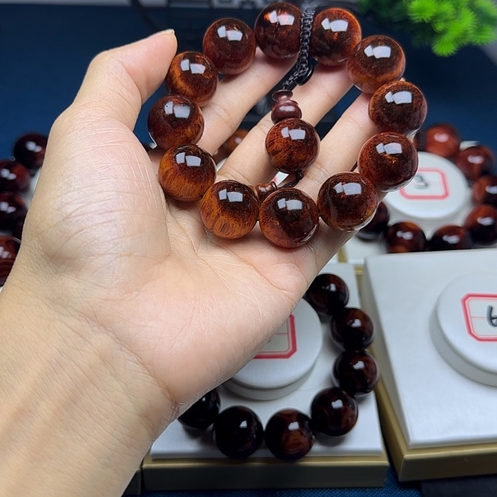 牵***,黄花梨/降香黄檀2.0