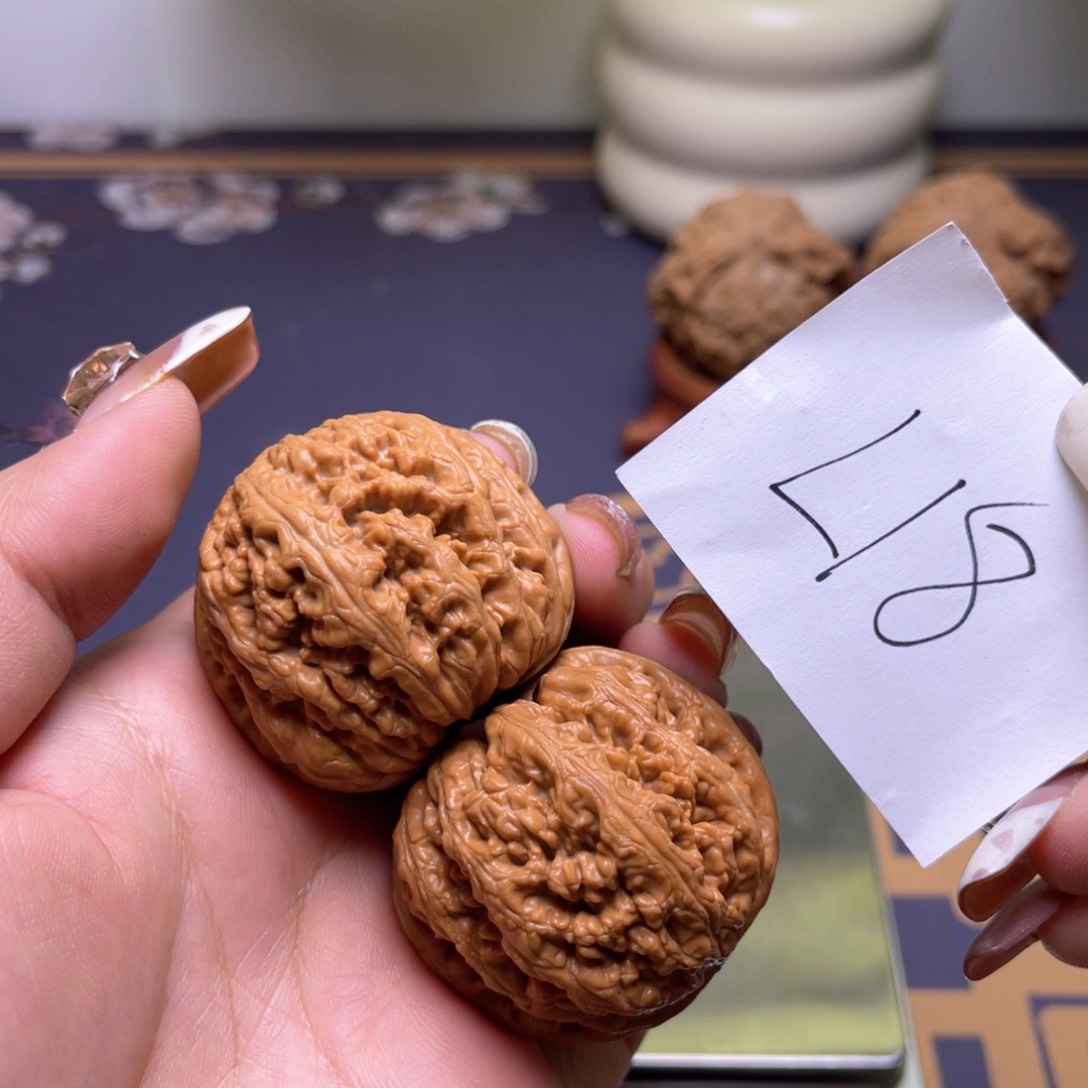 文玩核桃把件粗筋42