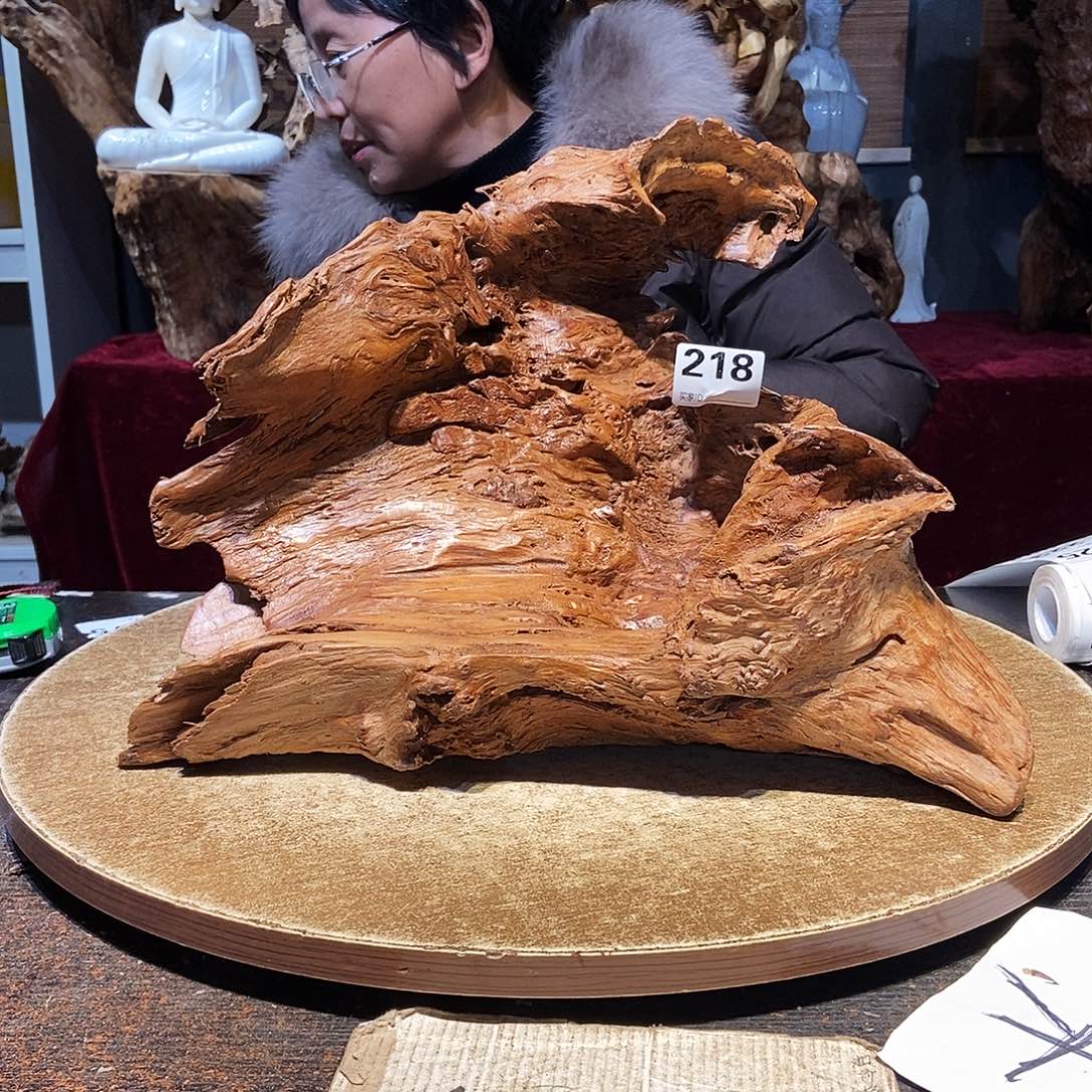 一***念218。红杉根随行根艺