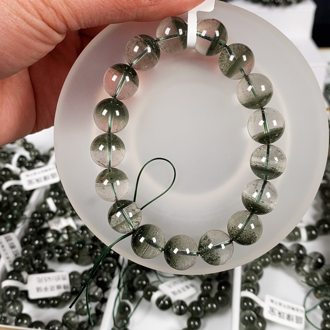 请***姐水晶手链未镶嵌绿幽灵手链