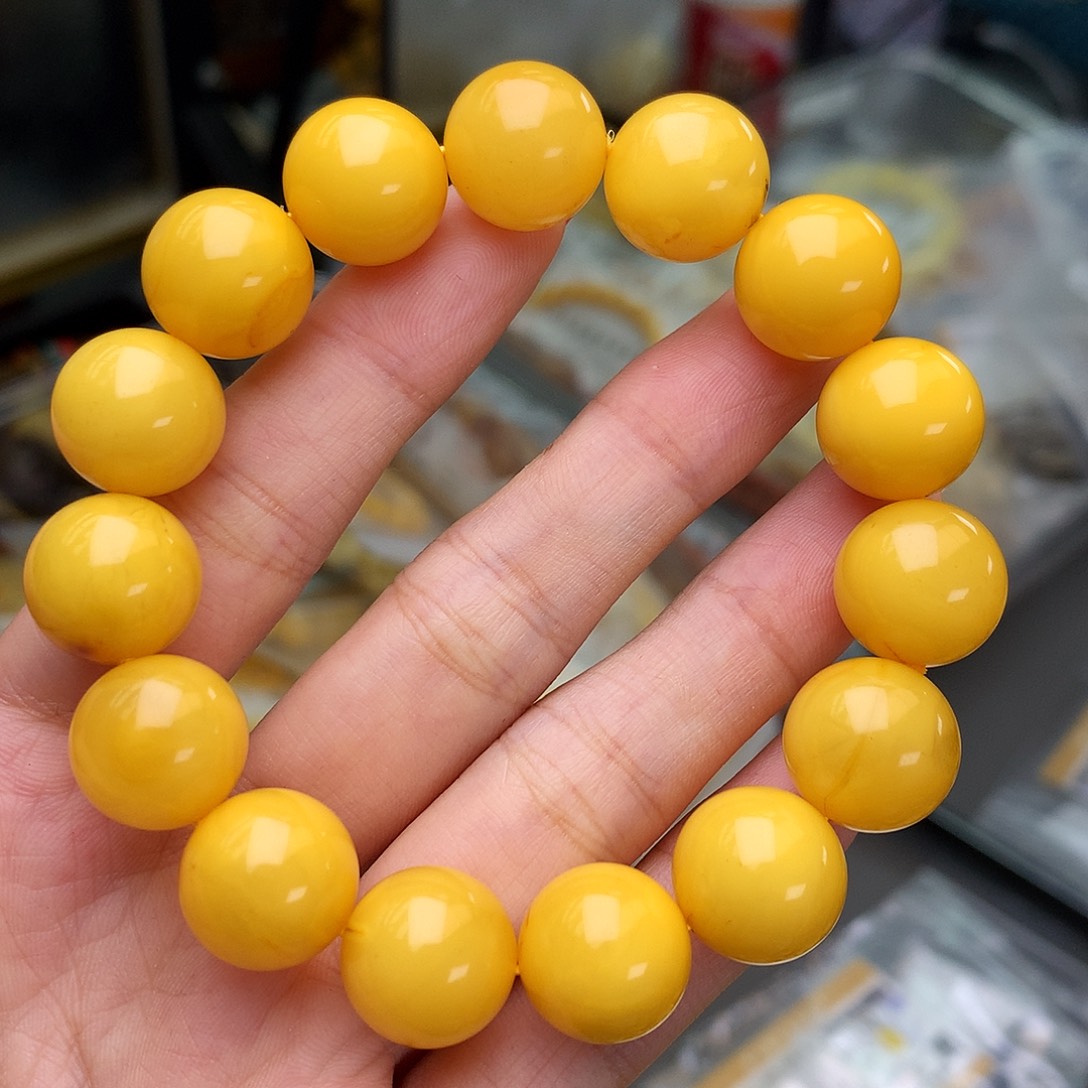 未镶嵌琥珀珠宝奇石