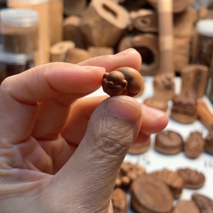 檀香木原汁原味老山檀香猪