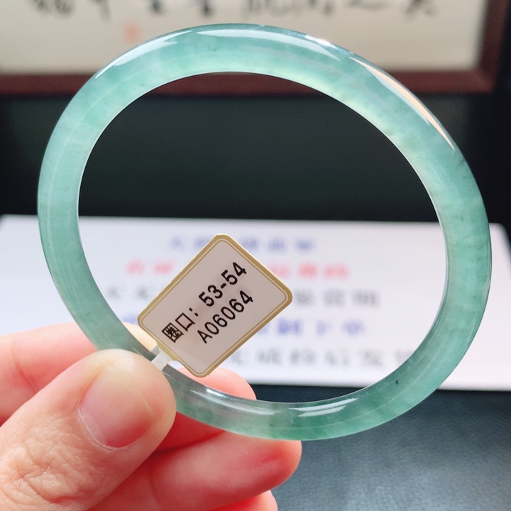 翡翠未镶嵌手镯翡翠手镯36