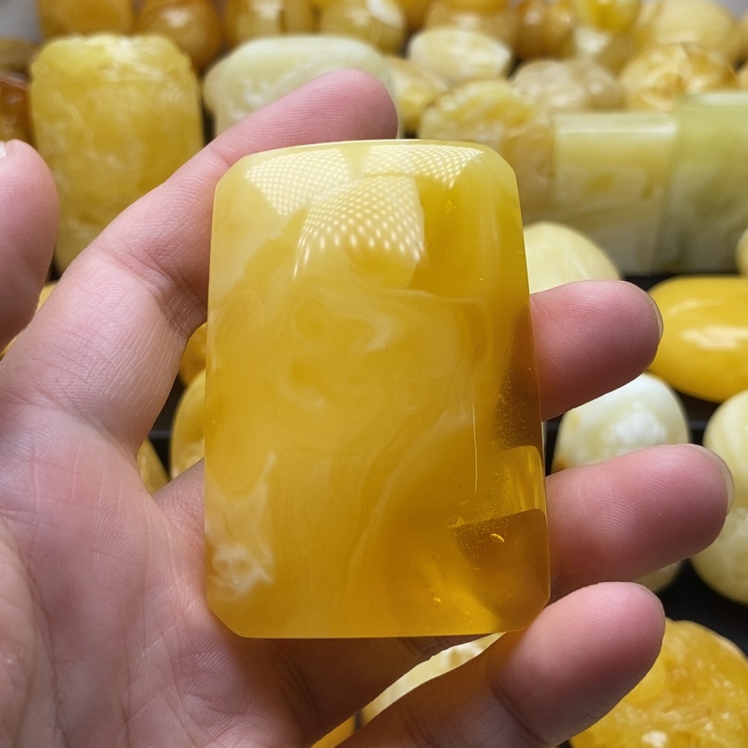 琥珀颈饰未镶嵌琥珀蜜蜡吊坠