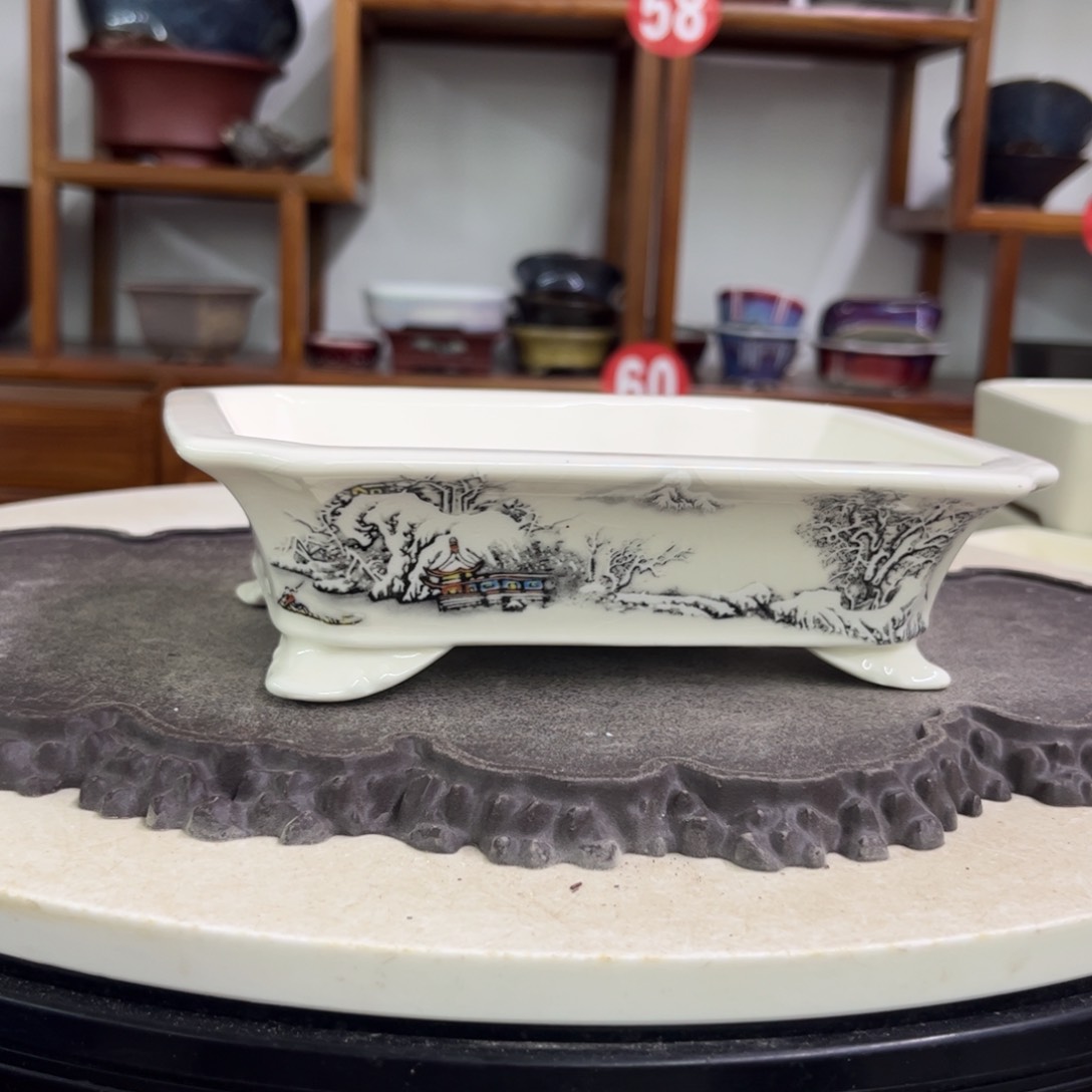 紫砂花盆瑕疵不平5-20-14。。。