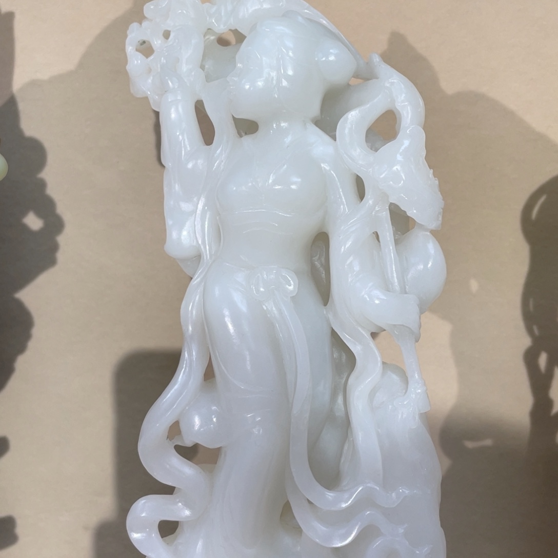 未镶嵌和田玉摆件