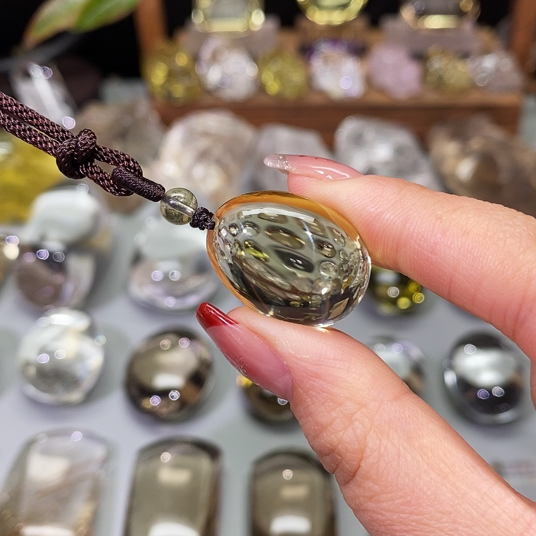 水晶未镶嵌颈饰天然水晶吊坠