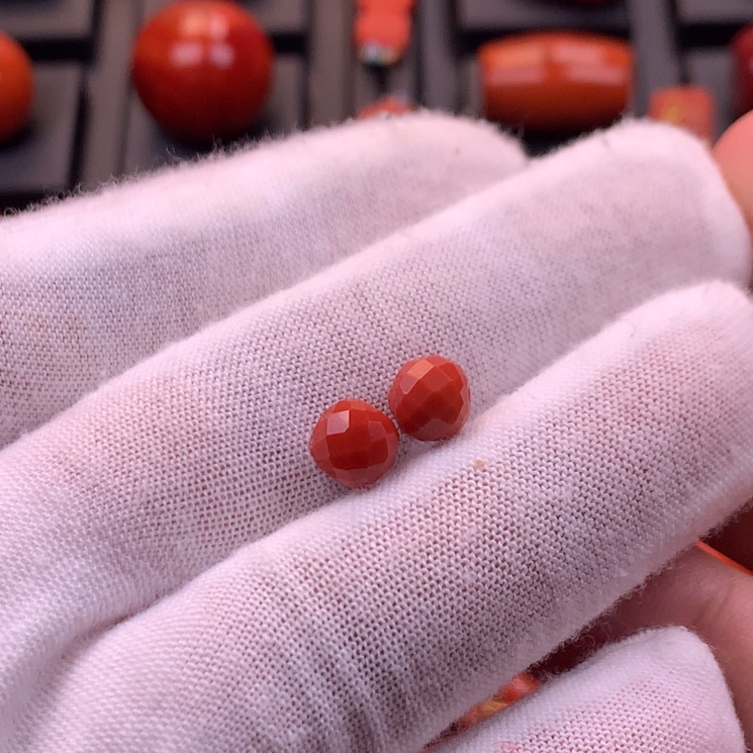 南红玛瑙未镶嵌川料原矿满色满肉无相对珠7mm