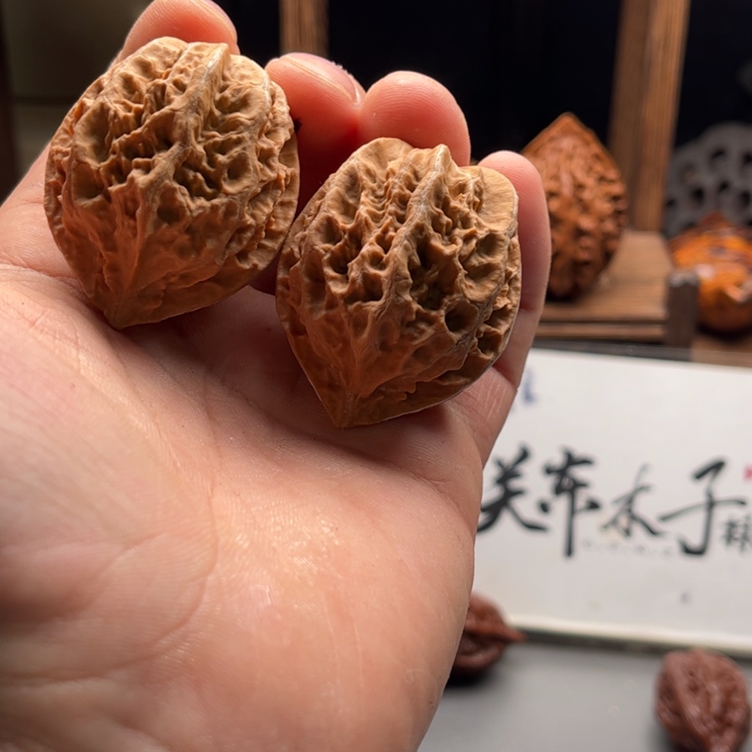文玩核桃把件关东木子家楸大胖72