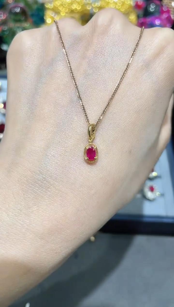 18K金镶嵌红宝石吊坠（不含链）