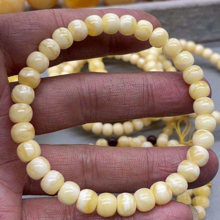 琥珀未镶嵌裸石手串