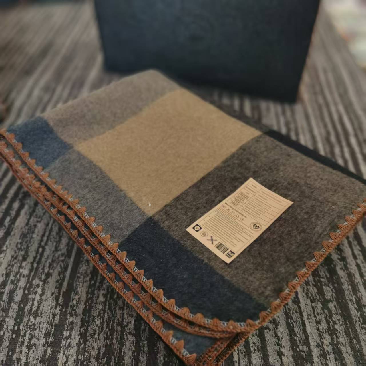 外贸沙发毯尾货双面加厚羊毛毯柔软复古家用简约深色