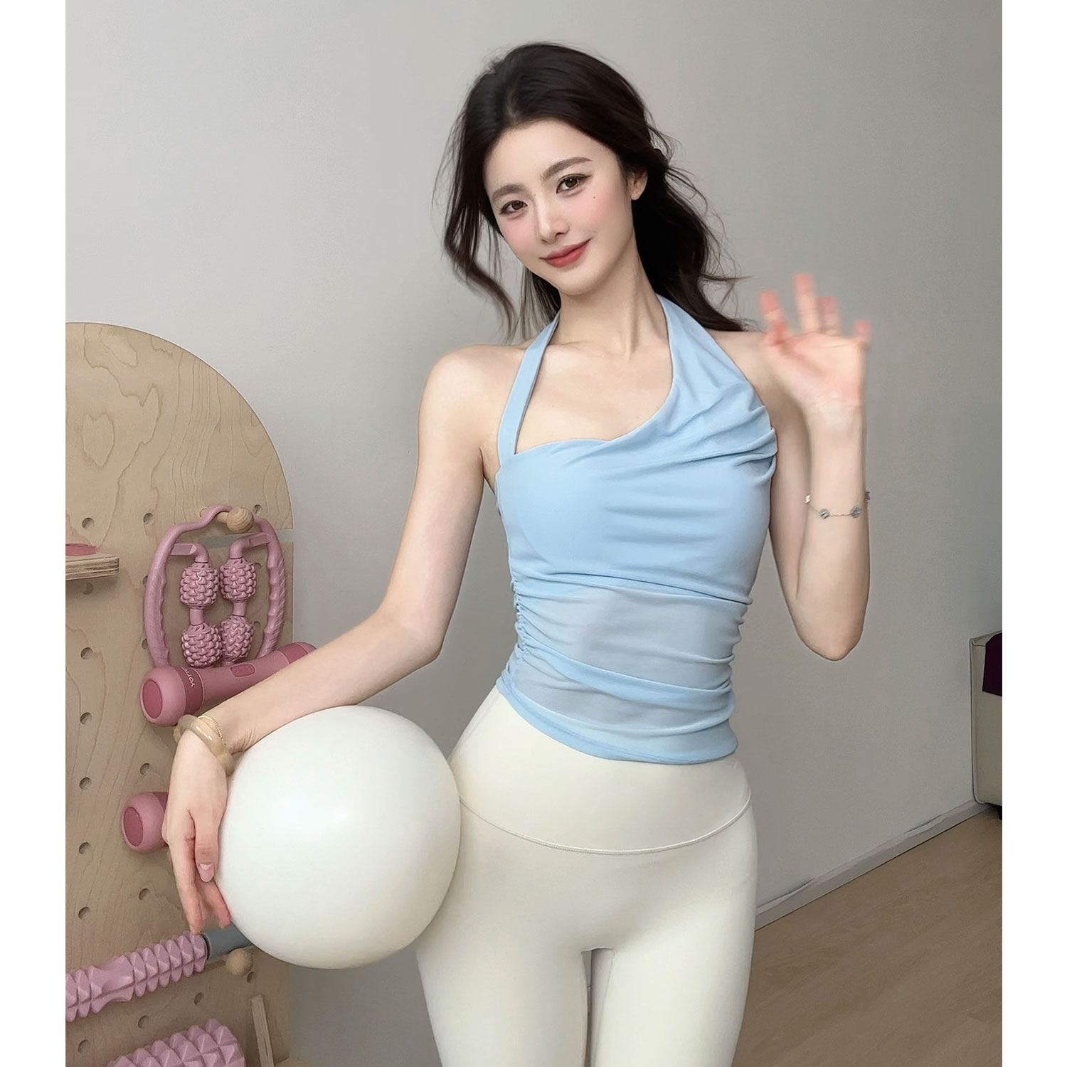gogoyoga挂脖吊带瑜伽背心固定胸垫美背中强度防震运动健身文胸