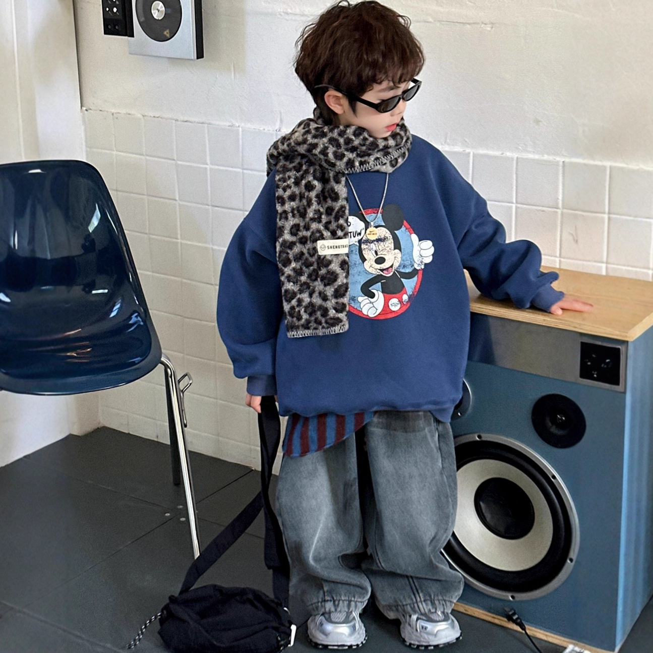 【Tang小白】2025冬季新款卡通印花加绒圆领卫衣儿童保暖加厚上衣男