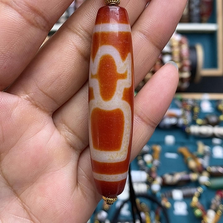 玛瑙/玉髓颈饰合金