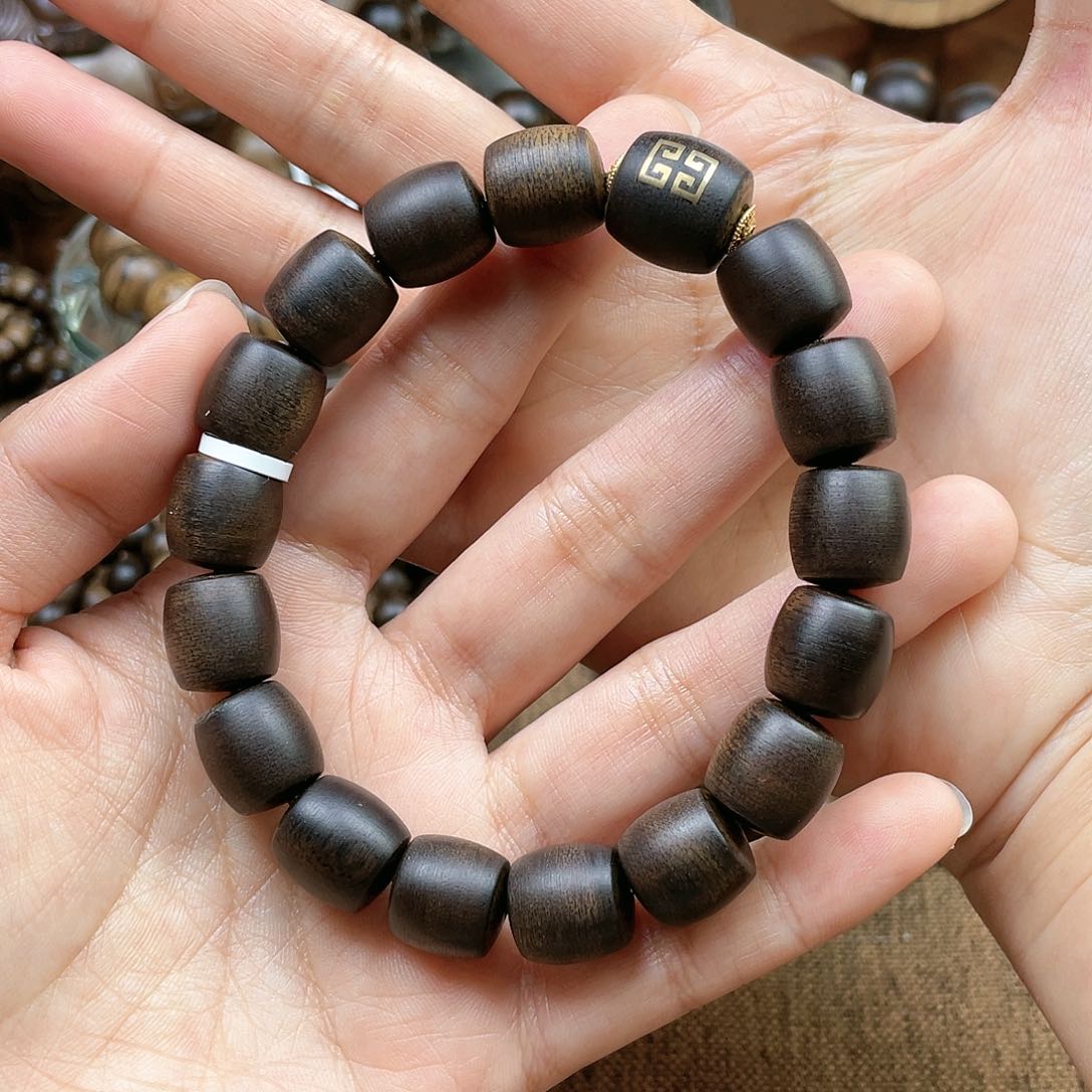 沉香手串M**a越南芽庄白奇楠雷击瘤疤料