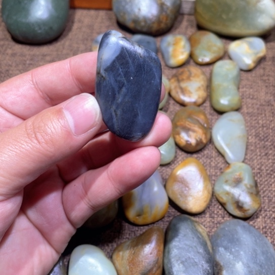 和田玉颈饰未镶嵌炫*坊