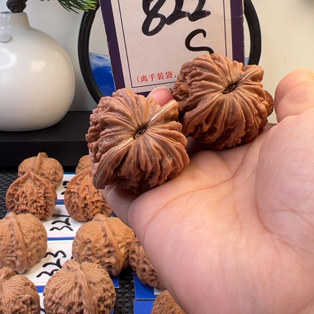 把件桃核822号四座楼尺寸41