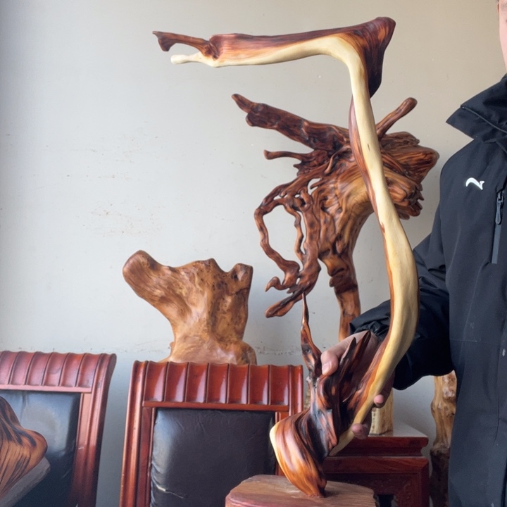 明***台柏木太行崖柏摆件