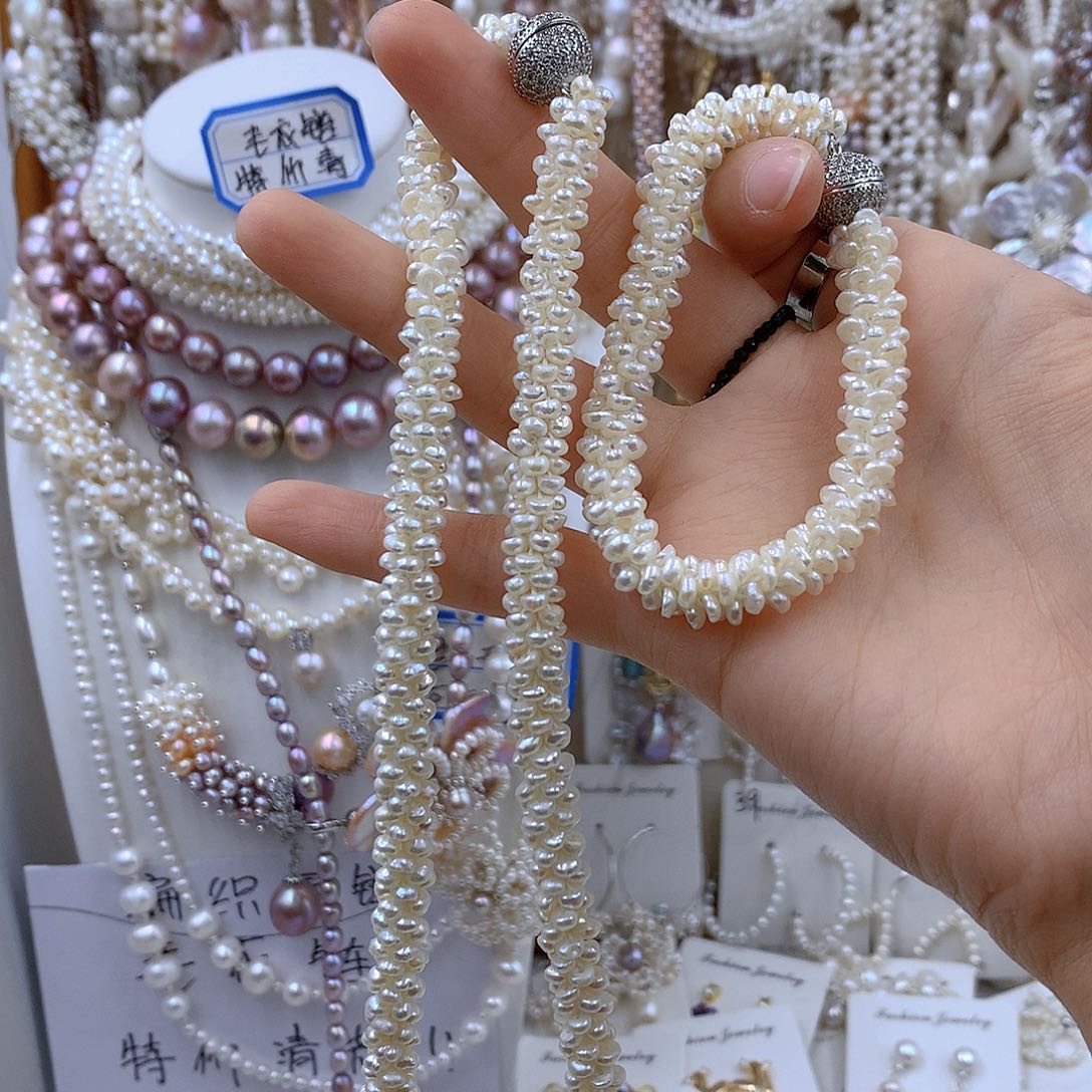 颈饰合金淡水珍珠繁**锦