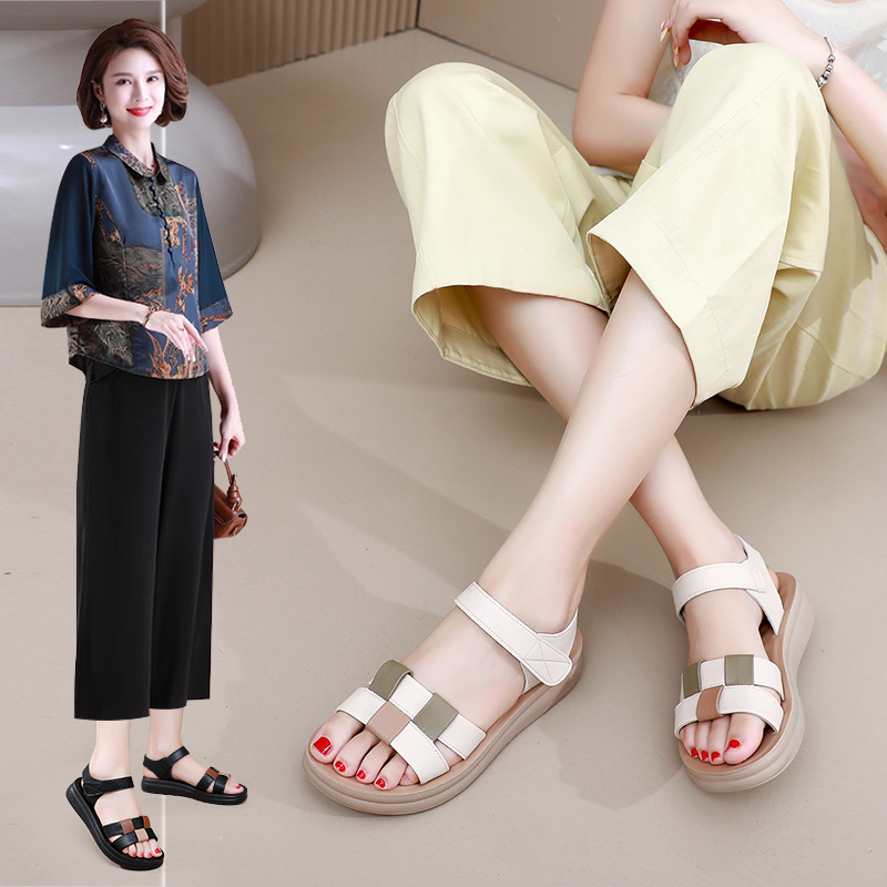 夏季款软皮妈妈女式凉鞋软底舒适平底轻便平底防滑中年闰月鞋