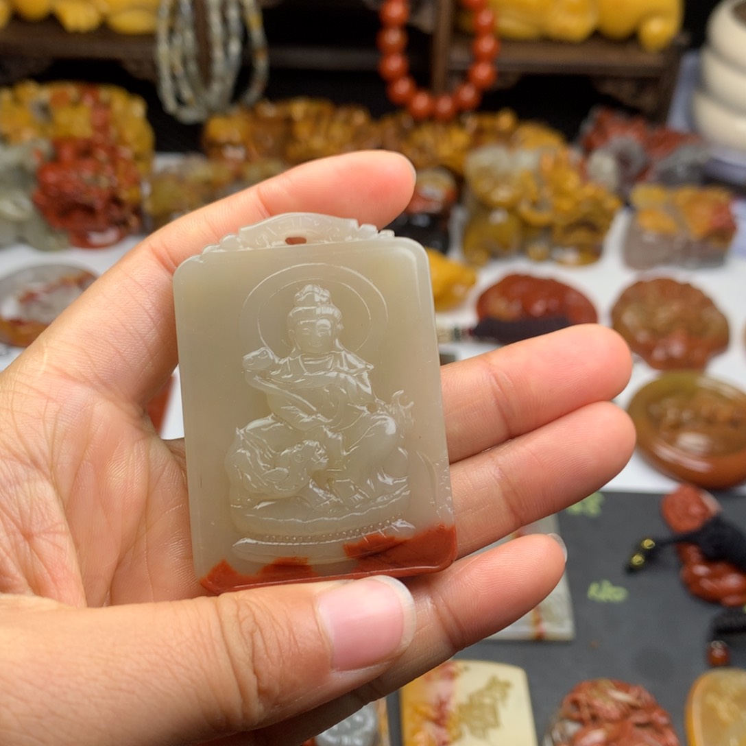 石英质玉（黄龙玉）挂件未镶嵌