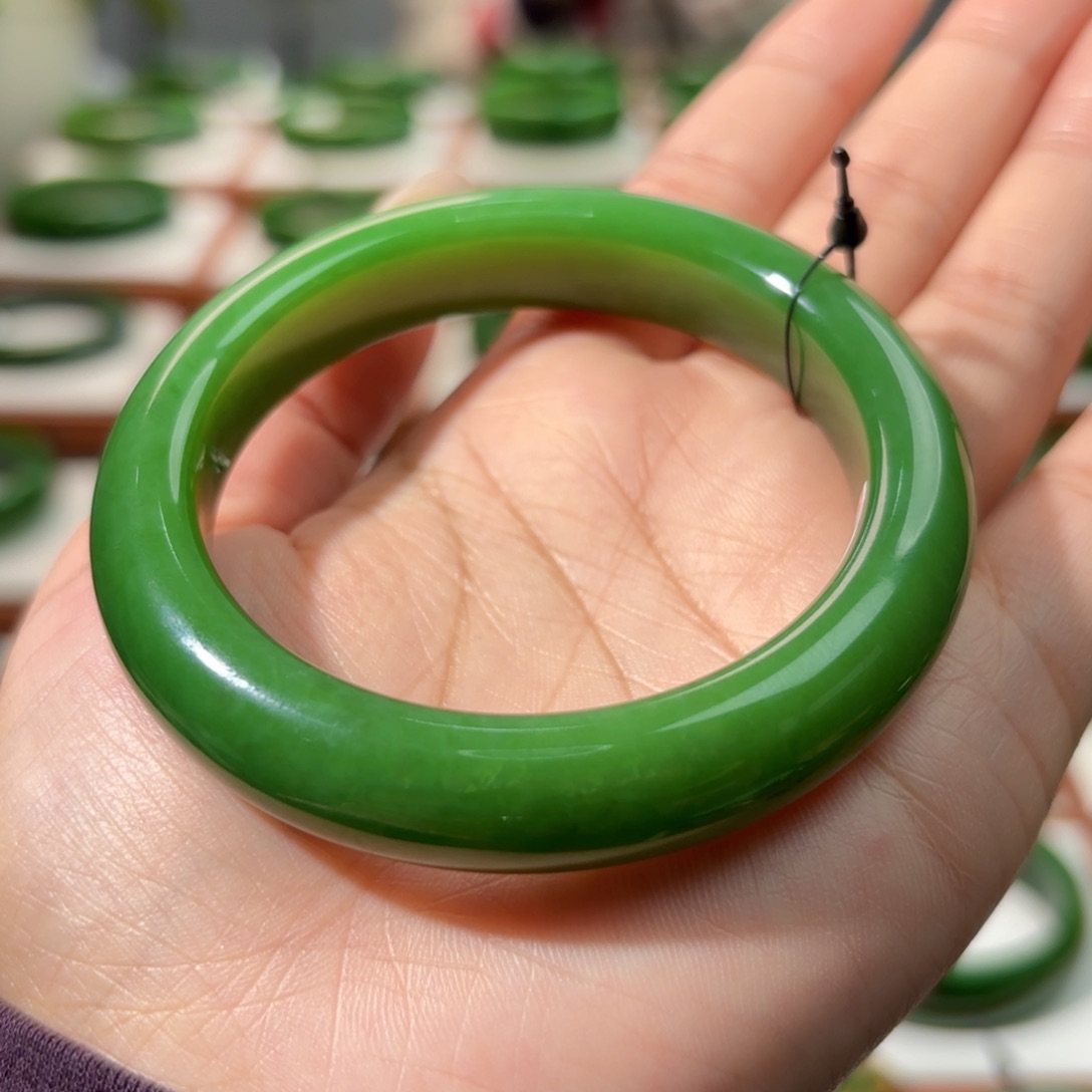 未镶嵌手镯和田玉5657