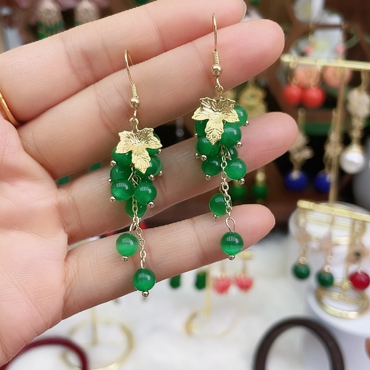 石英质玉耳钉合金绿葡萄