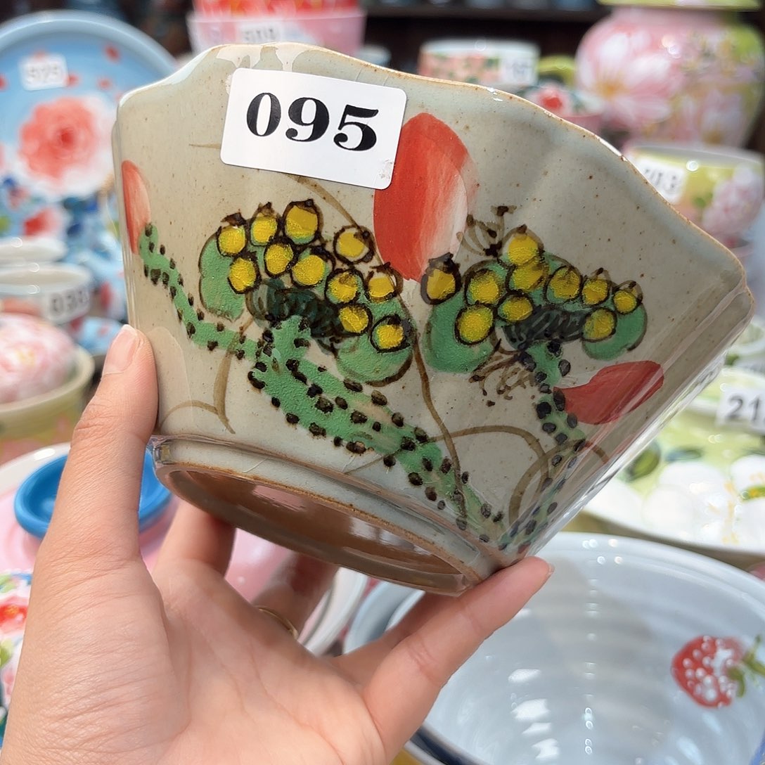 瓷片兔兔好de o k l lv tu tu t