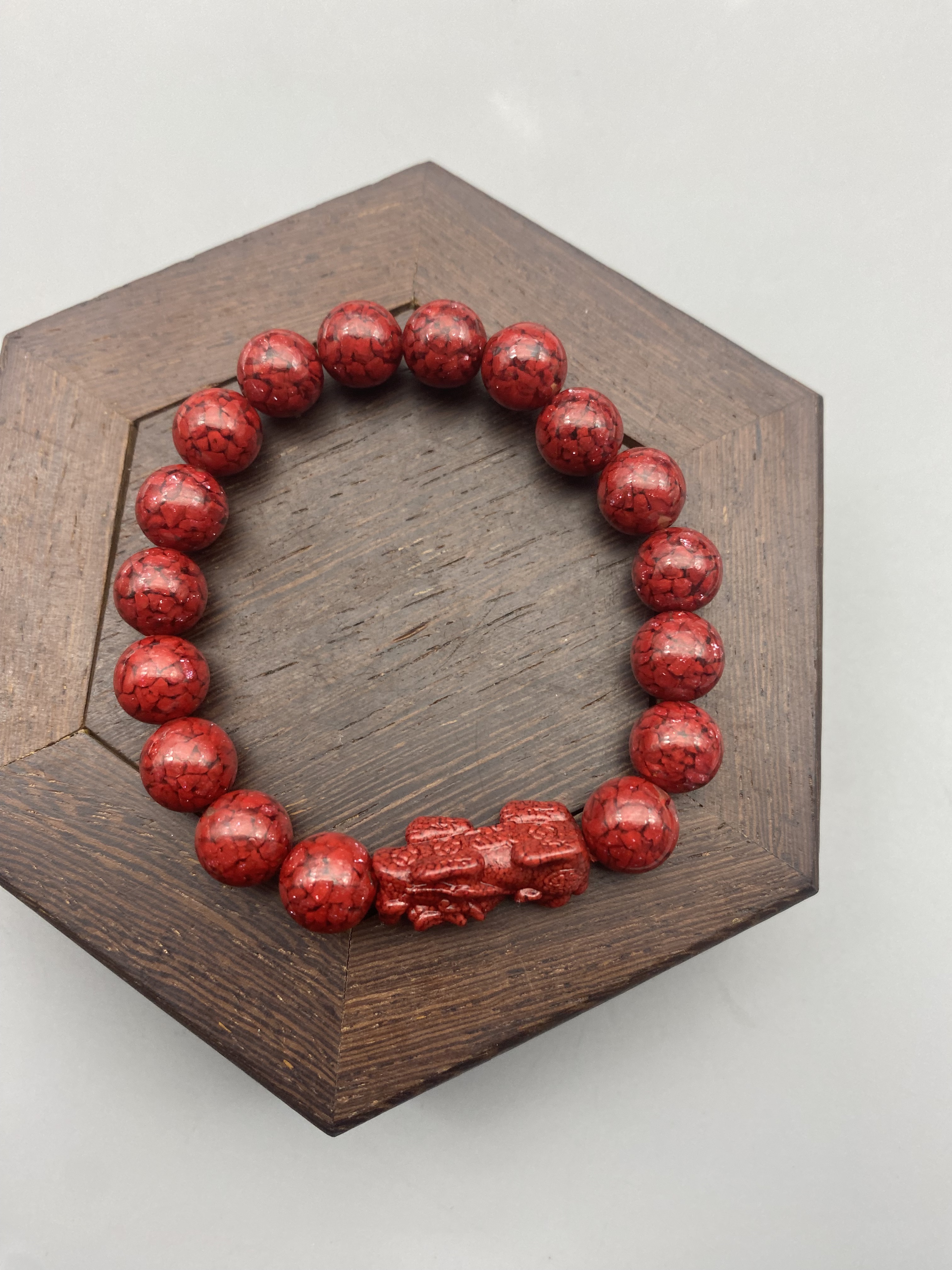 含辰砂工艺品JT375-晶体砂雕刻单貔貅手串10mm