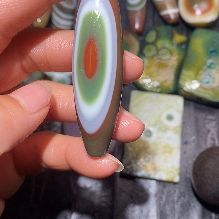 曦***玛瑙/玉髓合金颈饰